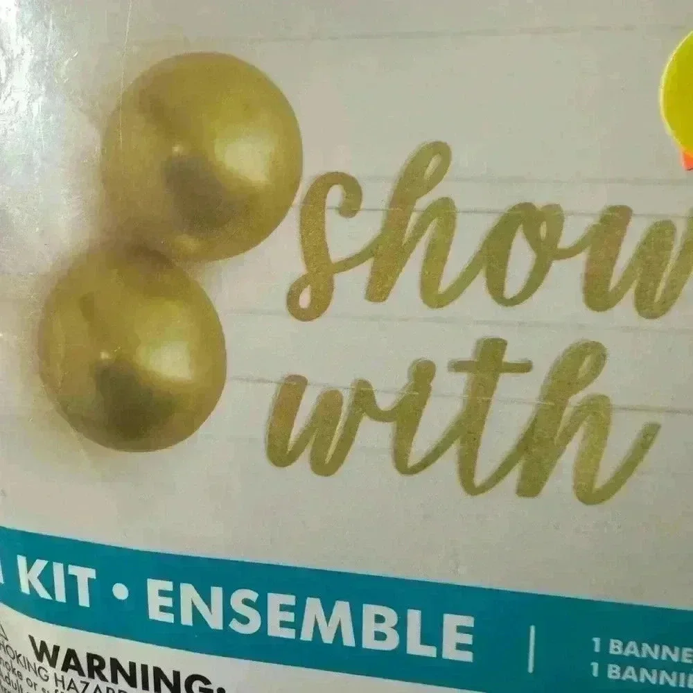 “Showered with love” Party Balloon kit